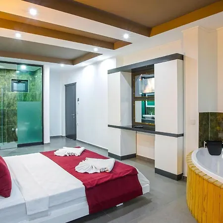3 Bedroom Seaview Luxury - Heated Indoor Pool Калкан