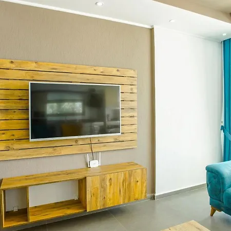 3 Bedroom Seaview Luxury - Heated Indoor Pool