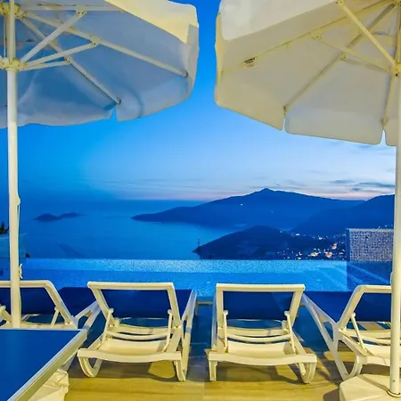 3 Bedroom 9937 Villa *