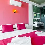 3 Bedroom Seaview Luxury - Heated Indoor Pool Villa *