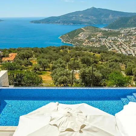 3 Bedroom Seaview Luxury - Heated Indoor Pool Villa