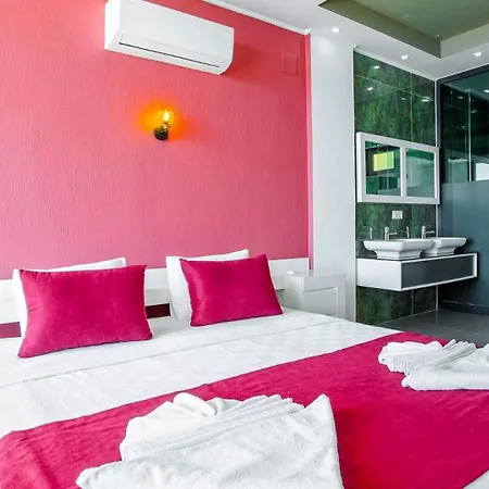 3 Bedroom Seaview Luxury - Heated Indoor Pool Βίλα *