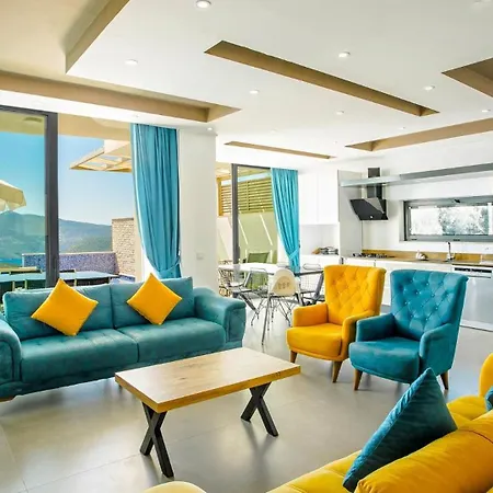 3 Bedroom Seaview Luxury - Heated Indoor Pool * Καλκάν