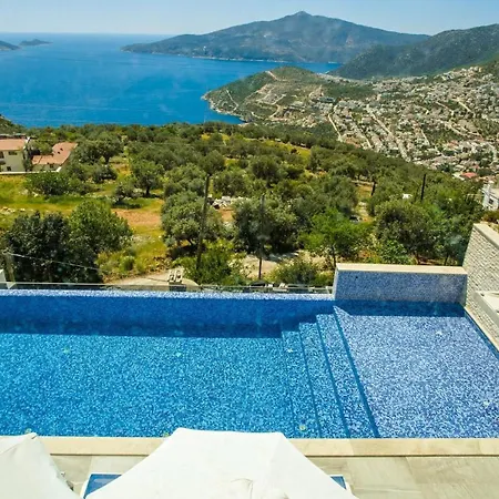 3 Bedroom Seaview Luxury - Heated Indoor Pool Βίλα Καλκάν